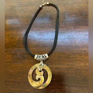 Vintage Handmade Leather & Shell Pendant Necklace